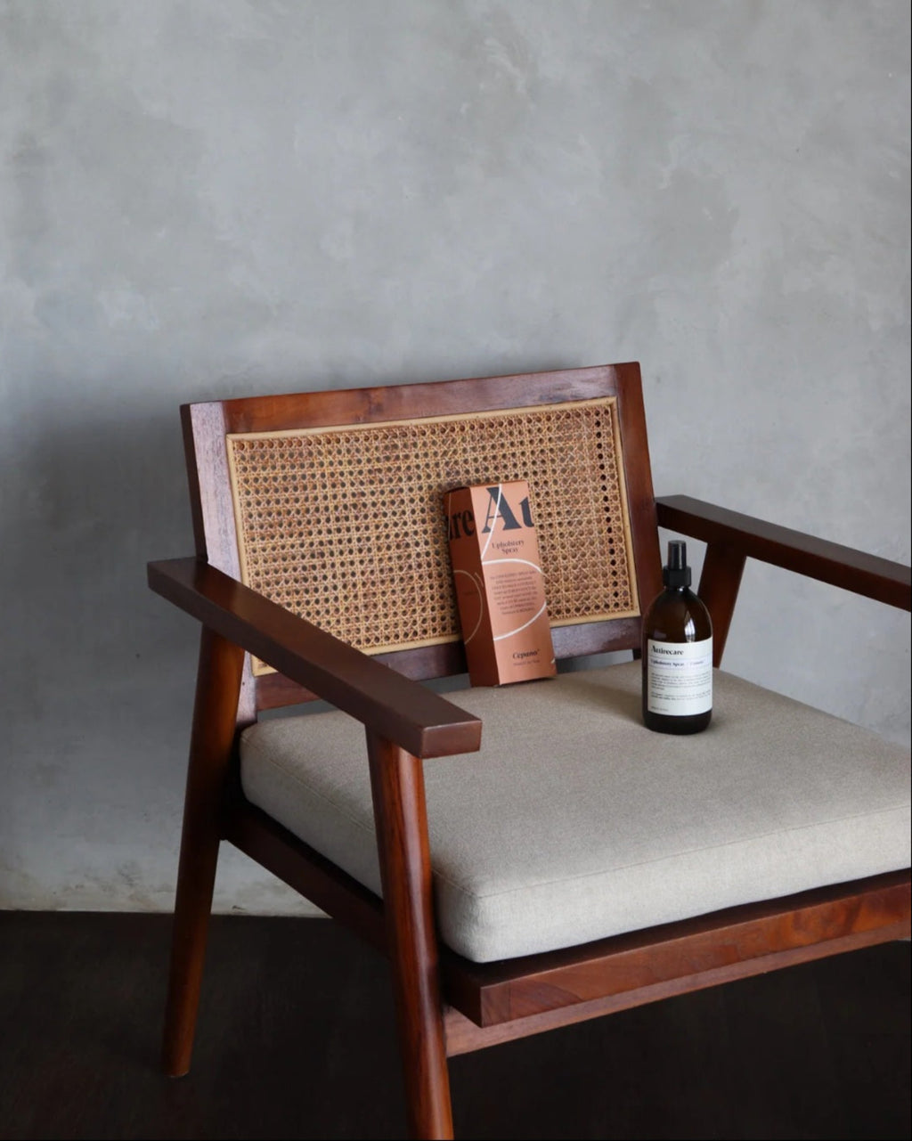 Attirecare upholstery spray møbelspray 
